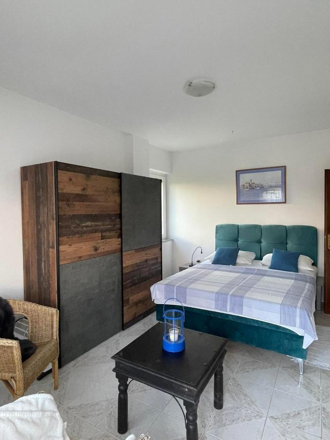 Apartman Kacic Sveti Ivan Dobrinjski Dış mekan fotoğraf
