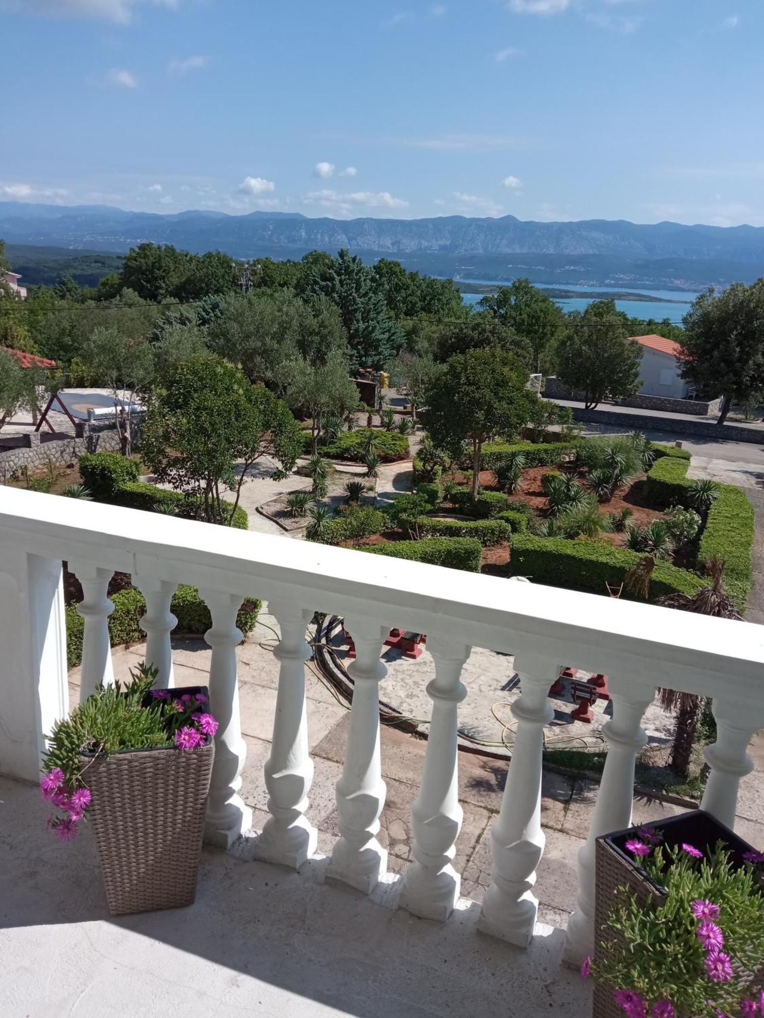 Apartman Kacic Sveti Ivan Dobrinjski Dış mekan fotoğraf