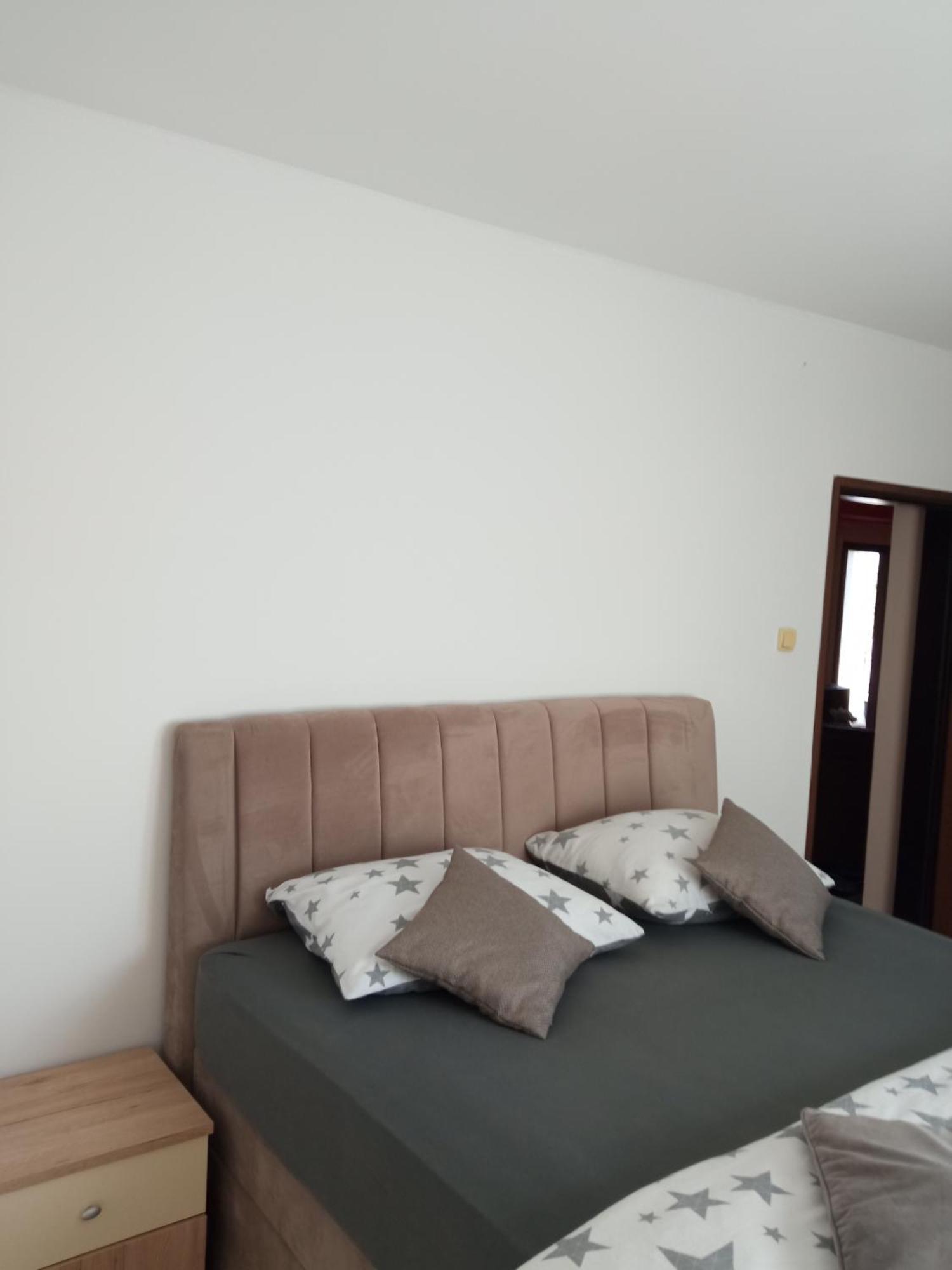 Apartman Kacic Sveti Ivan Dobrinjski Dış mekan fotoğraf